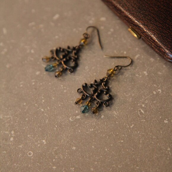 Vintage glass bead earrings - Picture 1 of 6